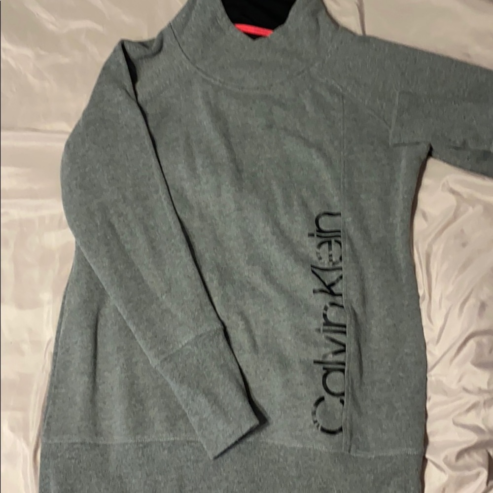 Calvin Klein Sweater